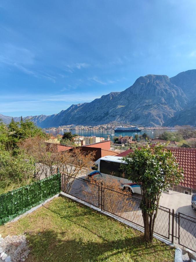 Apartment Barba View Cattaro Esterno foto