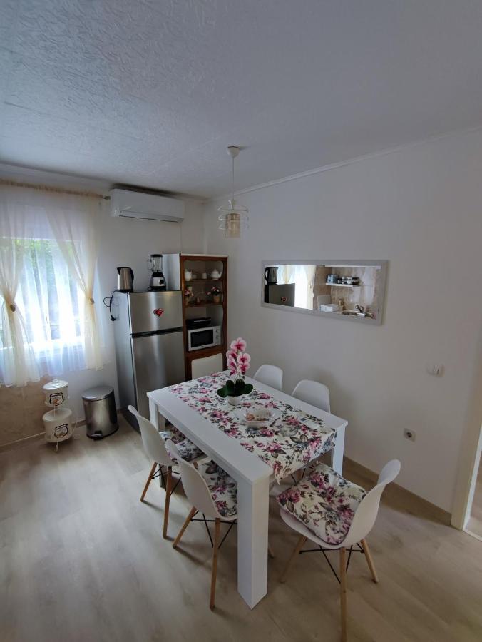 Apartment Barba View Cattaro Esterno foto